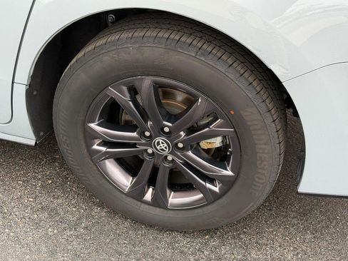 Certified 2024 Toyota Sienna XSE image 8