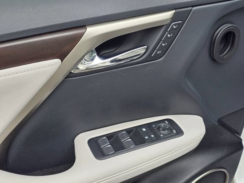 Used 2022 Lexus RX 450h AWD w/ Premium Package image 20