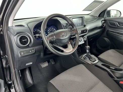 Used 2019 Hyundai Kona SE w/ Cargo Package image 10