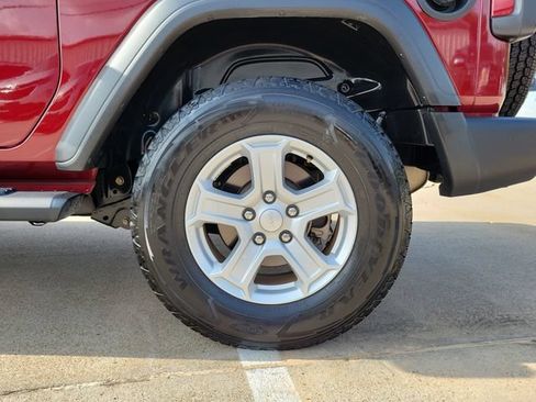 Used 2021 Jeep Wrangler Sport AWD/4WD image 6