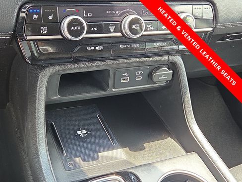 Used 2023 Honda Pilot Elite image 21