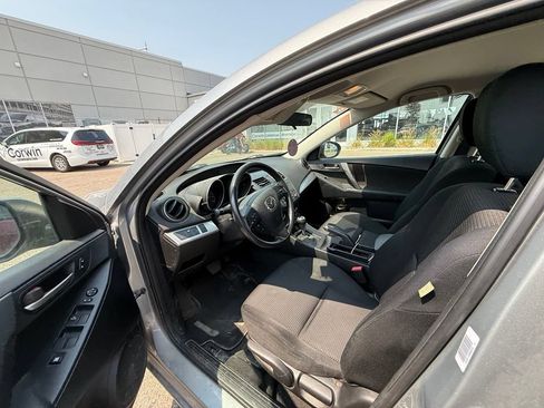 Used 2013 MAZDA MAZDA3 i Sport FWD image 19