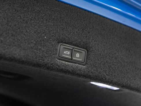 Used 2019 Lamborghini Urus image 48