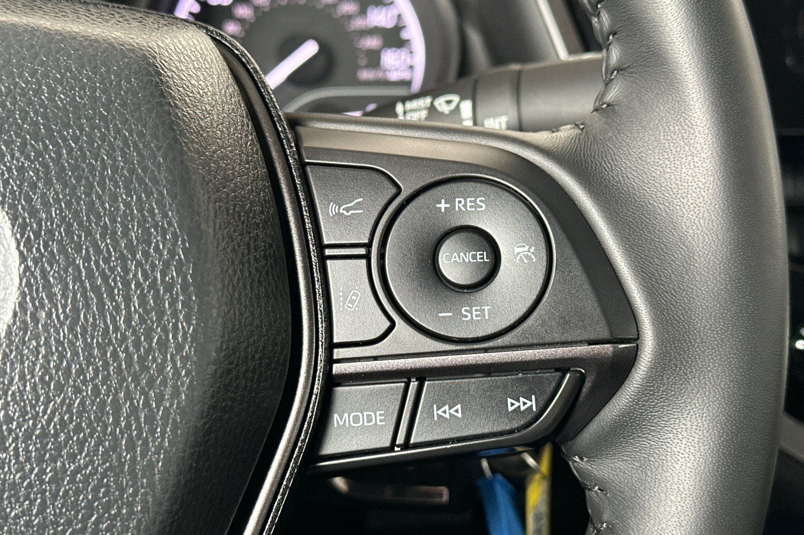 Used 2024 Toyota Camry SE FWD image 29
