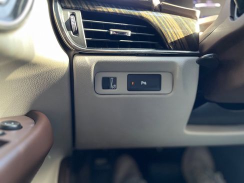 Used 2014 Cadillac ATS Luxury w/ Sun And Sound Package image 28