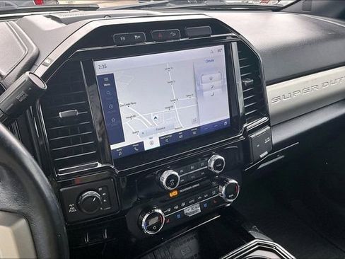 Used 2022 Ford F250 Lariat w/ Black Appearance Package image 22