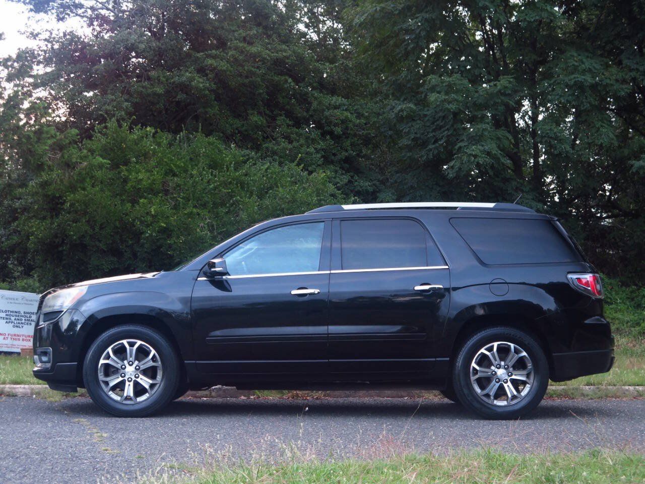 Used 2014 GMC Acadia SLT AWD/4WD image 2