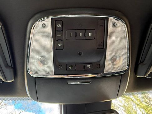 Used 2023 Dodge Charger Scat Pack w/ Plus Group image 27