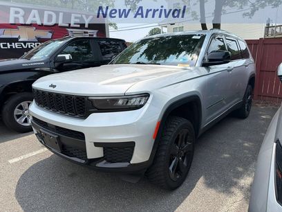 Used 2023 Jeep Grand Cherokee L Laredo