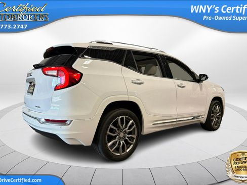 Used 2022 GMC Terrain Denali AWD/4WD image 6