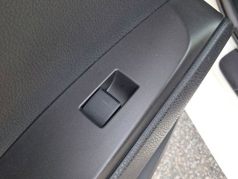 Used 2023 Toyota Camry SE FWD image 19