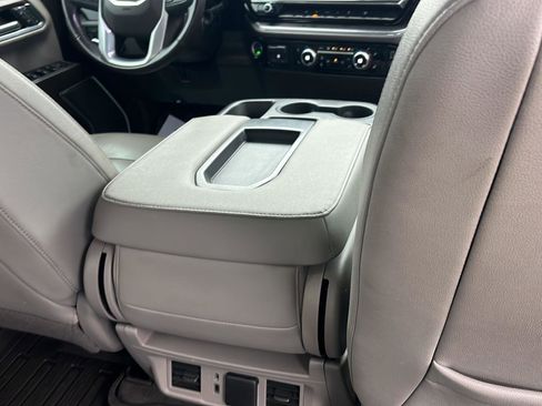 Used 2022 GMC Sierra 1500 SLT w/ Max Trailering Package image 27