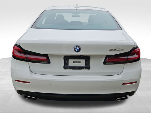 Used 2023 BMW 530e RWD image 5
