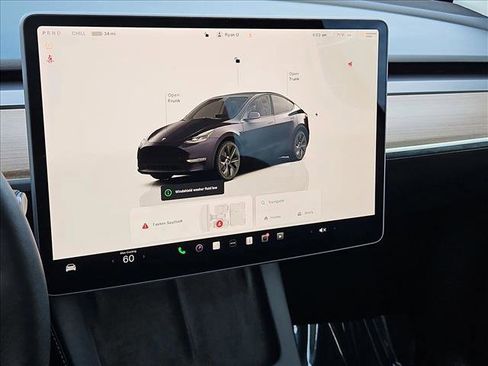 Used 2025 Tesla Model Y Long Range AWD/4WD image 15