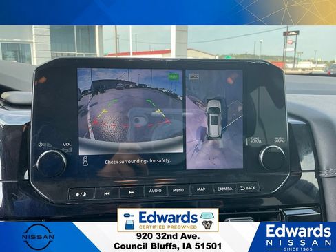 Used 2022 Nissan Pathfinder Platinum w/ Lighting Package (N93) AWD/4WD image 31