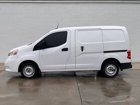 Used 2020 Nissan NV200 S w/ Back Door Glass Package image 5