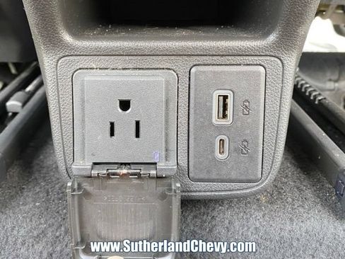 Used 2021 Chevrolet TrailBlazer RS w/ Convenience Package FWD image 40