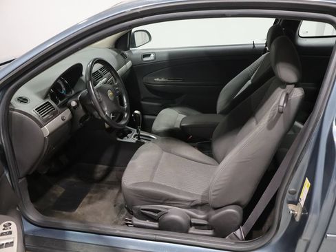 Used 2006 Chevrolet Cobalt LT w/ Preferred Equipment Group FWD image 9