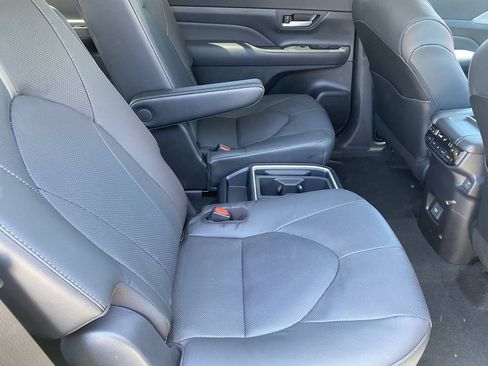 Used 2026 Toyota Grand Highlander AWD image 18