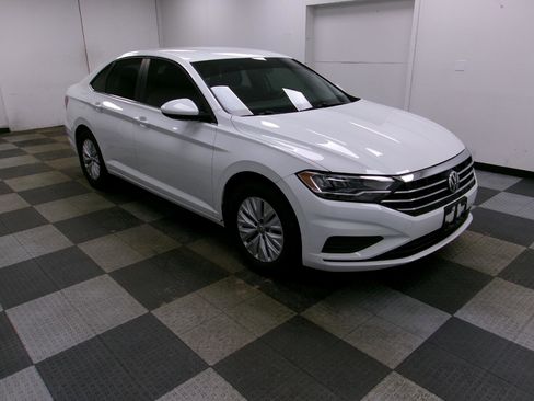 Used 2019 Volkswagen Jetta S image 14