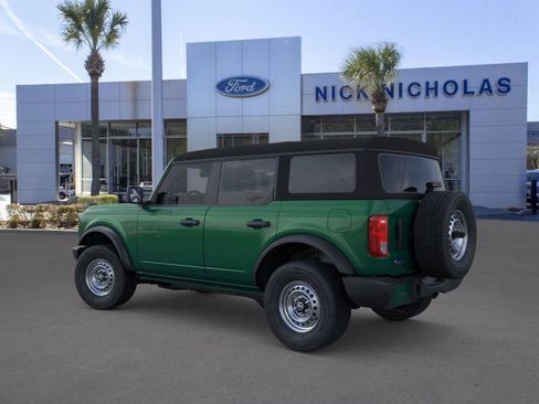 New 2025 Ford Bronco Base image 4