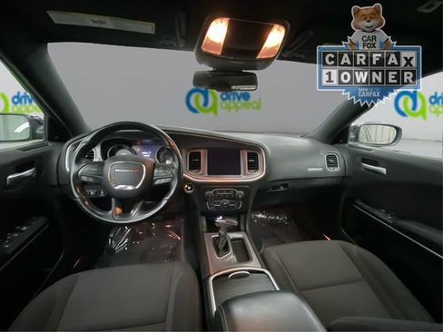 Used 2019 Dodge Charger SXT AWD/4WD image 28