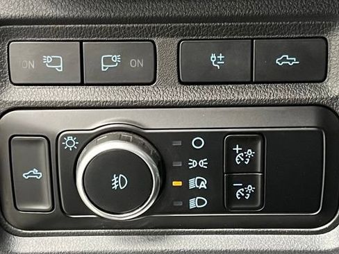 Used 2023 Ford F350 Platinum AWD/4WD image 32