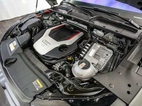 Used 2020 Audi SQ5 Premium Plus w/ Premium Plus Package image 47