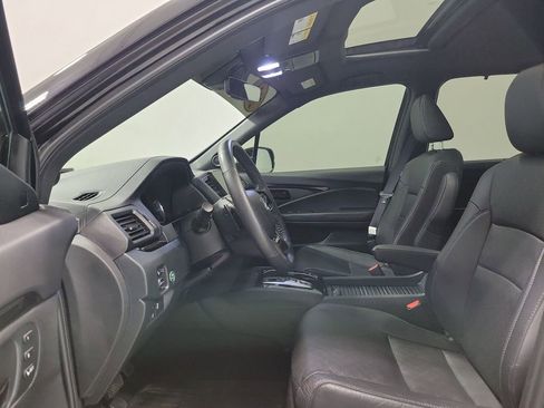 Used 2023 Honda Passport Elite image 3