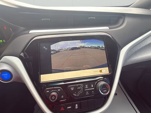 Used 2021 Chevrolet Bolt LT image 24