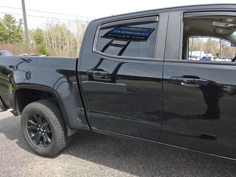 Used 2021 Chevrolet Colorado Z71 w/ Z71 Midnight Edition image 33