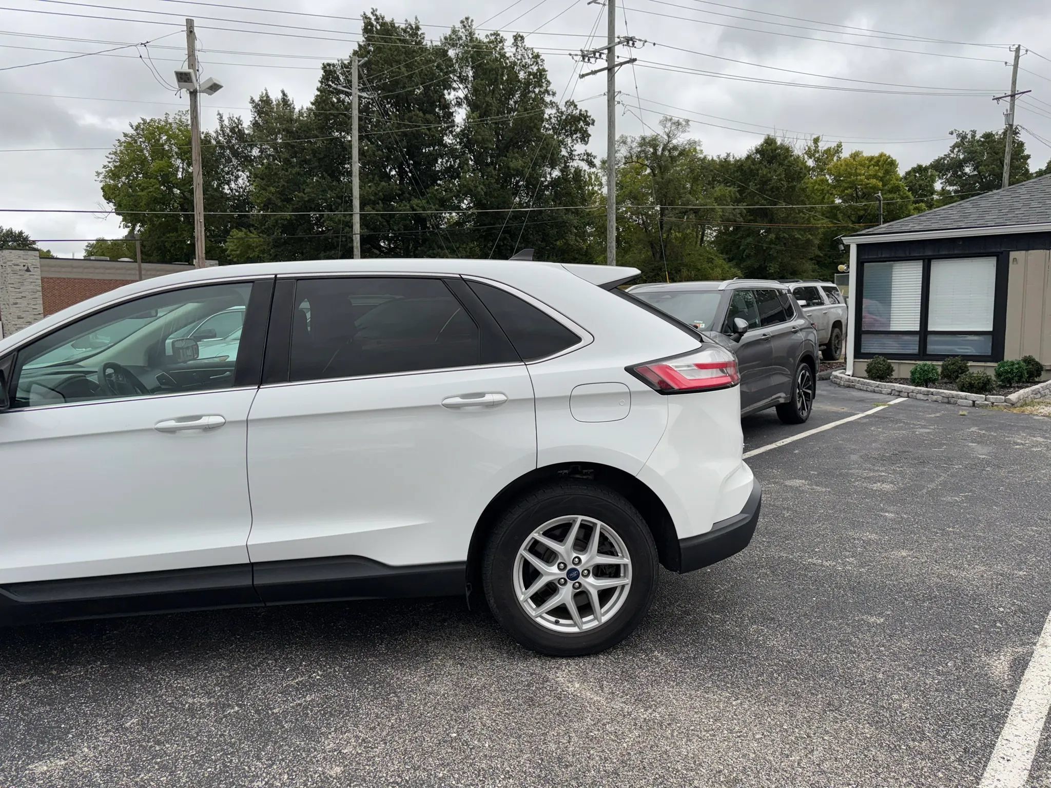 Used 2022 Ford Edge SEL AWD/4WD image 4