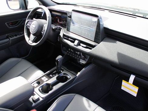 New 2026 Subaru Outback Limited AWD/4WD image 18