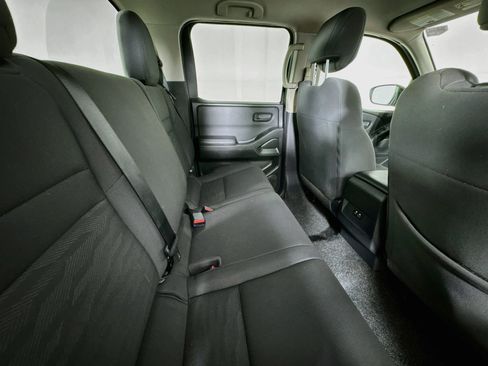 Used 2023 Nissan Frontier S w/ Technology Package AWD/4WD image 25