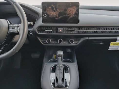 Used 2024 Honda HR-V EX-L image 11
