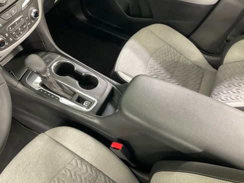 Used 2023 Chevrolet Equinox LT image 20