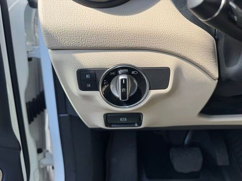 Certified 2020 Mercedes-Benz GLA 250 4MATIC image 22