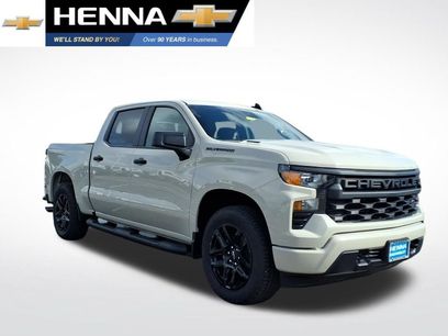 New 2026 Chevrolet Silverado 1500 Custom w/ Turbomax Blackout Package