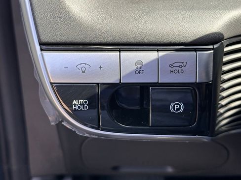 Certified 2024 Hyundai Ioniq 5 Limited image 32