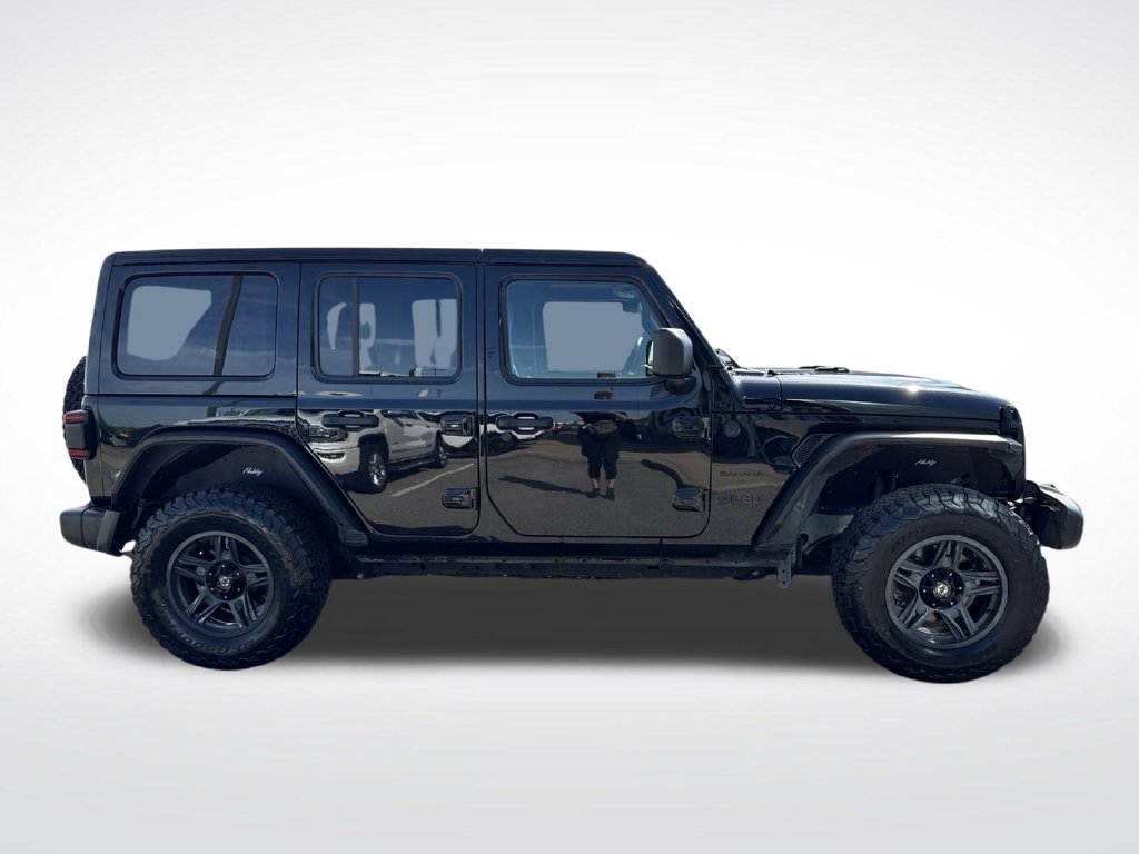Used 2024 Jeep Wrangler Unlimited Sahara AWD/4WD image 7