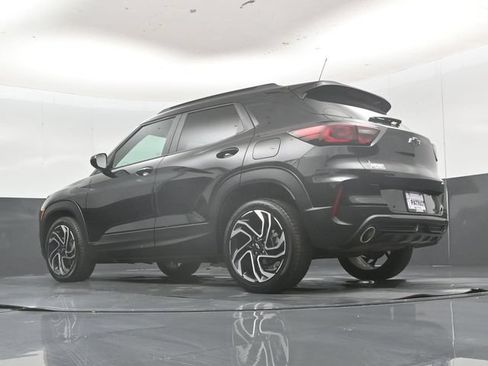 Used 2025 Chevrolet TrailBlazer RS w/ Convenience Package FWD image 54