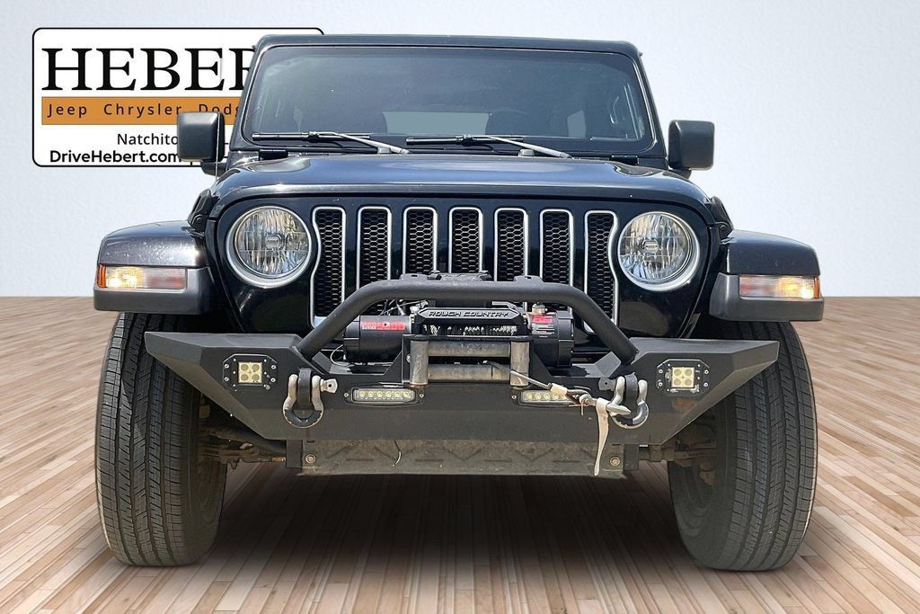 Used 2020 Jeep Wrangler Unlimited Sahara AWD/4WD image 3