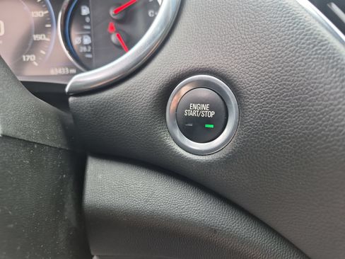 Used 2024 Chevrolet Malibu LT FWD image 18