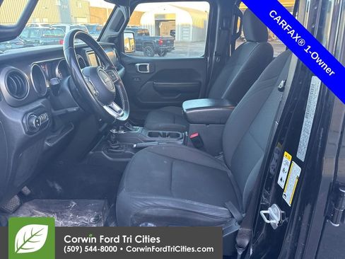 Used 2020 Jeep Gladiator Sport w/ Quick Order Package 24S image 2