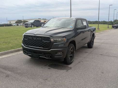 Used 2025 RAM 1500 Warlock AWD/4WD image 7