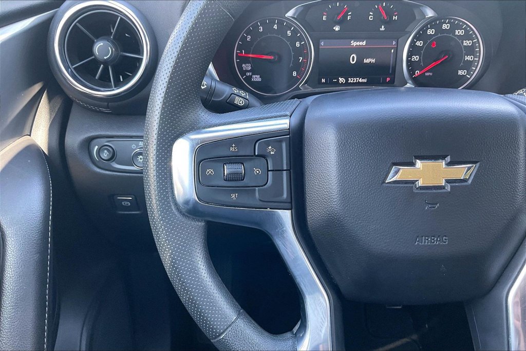 Used 2025 Chevrolet Blazer LT FWD image 11