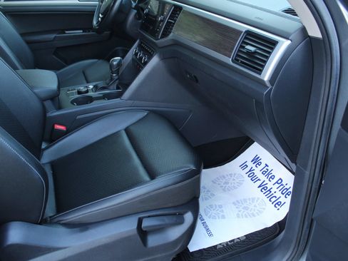 Used 2019 Volkswagen Atlas SE w/ Panoramic Sunroof Package AWD/4WD image 18