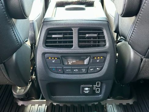Used 2023 Honda Passport Elite image 16