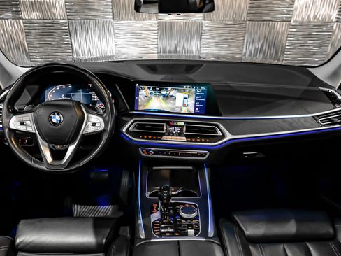 Used 2020 BMW X7 xDrive40i w/ Premium Package AWD/4WD image 16