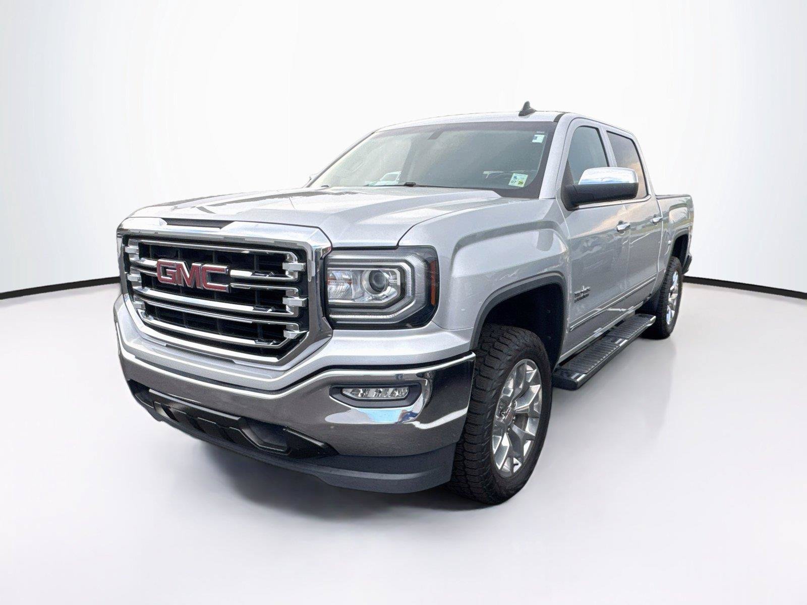 Used 2018 GMC Sierra 1500 SLT w/ Texas SLT Premium Package RWD image 2